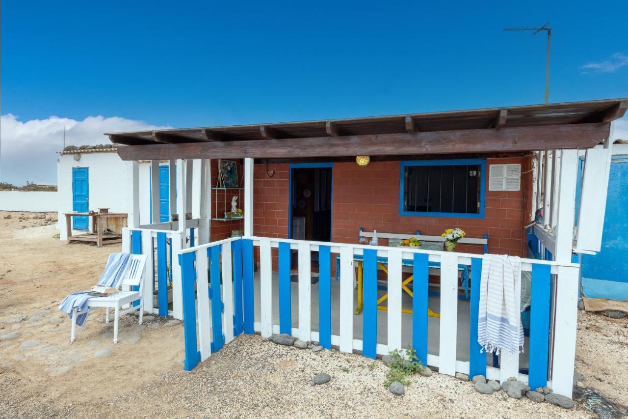 Cabin In Front Of Idyllic Majanicho Beach Экстерьер фото