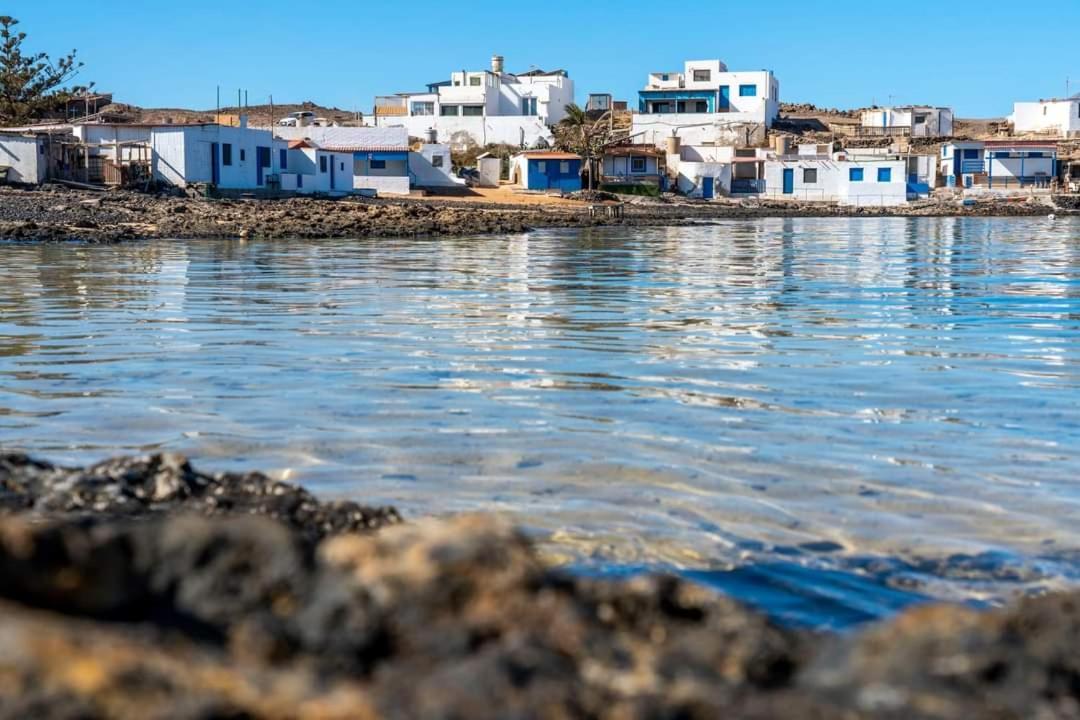 Cabin In Front Of Idyllic Majanicho Beach Экстерьер фото
